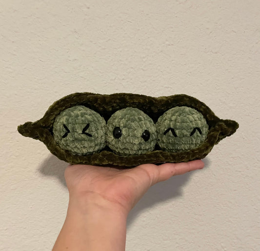 Crochet Peas in a pod